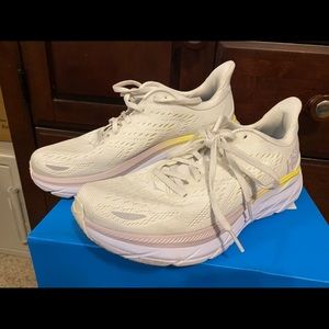 HOKA Clifton 8, Women’s 8B, white/bright white
